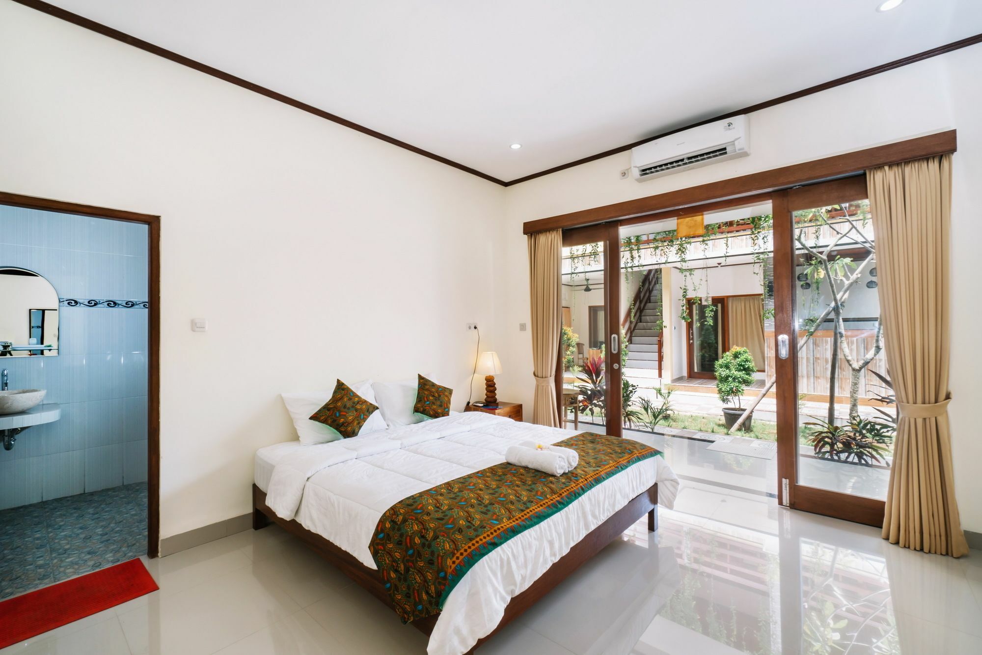 Sari Nusa Inn Нуса-Лембонган Экстерьер фото