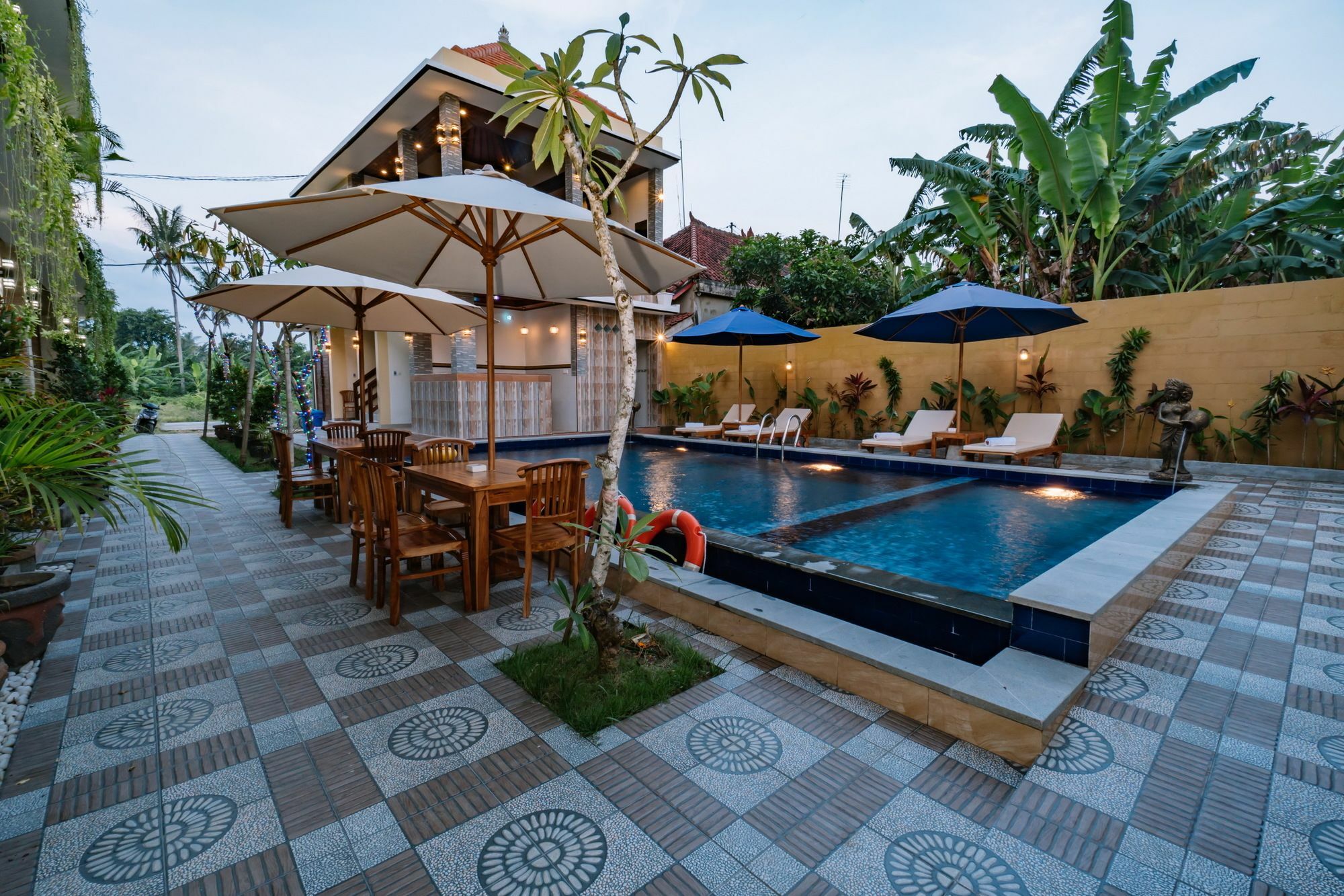 Sari Nusa Inn Нуса-Лембонган Экстерьер фото